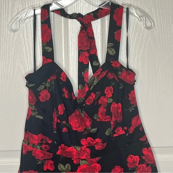 Hot Topic Red Roses Halter Top Dress Sz XXL Pinup Tulle Trim Black & Red - Picture 4 of 16